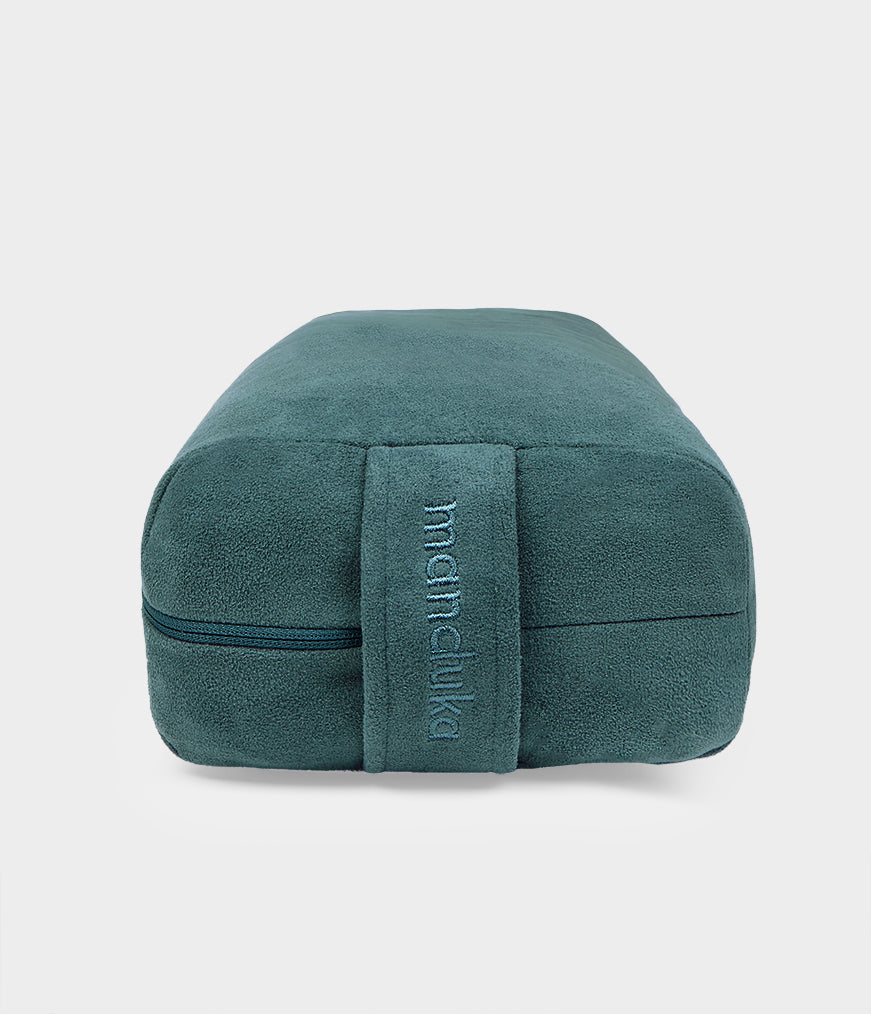 43101A595-Props-BOLSTER-LEAN-SAGE-SOLID-02_7ce77160-6d7d-4e30-8ad4-b1caa2eccbd6.jpg